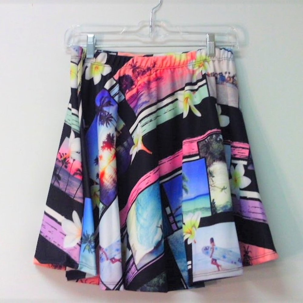 Hawaiian Print Skater Mini Skirt